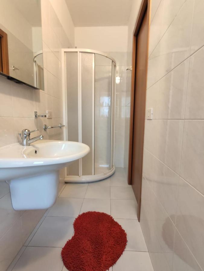 Bafile 18 - Piazza Marconi - - 50 Mt Dal Mare Apartment